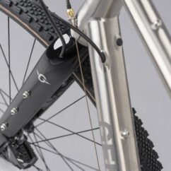Vélo gravel Genesis Croix de Fer Titane – Image 10