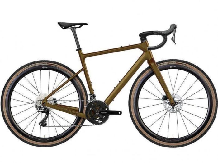 bkgcaveg8cm_adris_velo_route_gravel_aventure_grx820_12s_mondovelo_chambery_annecy_grenoble_crolles_rumilly.jpg
